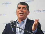 ביהמ&rdquo;ש אישר לנהל תביעה ייצוגית נגד שמן, גבי אשכנזי ויוסי לוי