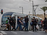 אלקטרה זכתה בפרויקט שאפתני של הרכבת הקלה אך תצטרך גם לממנו