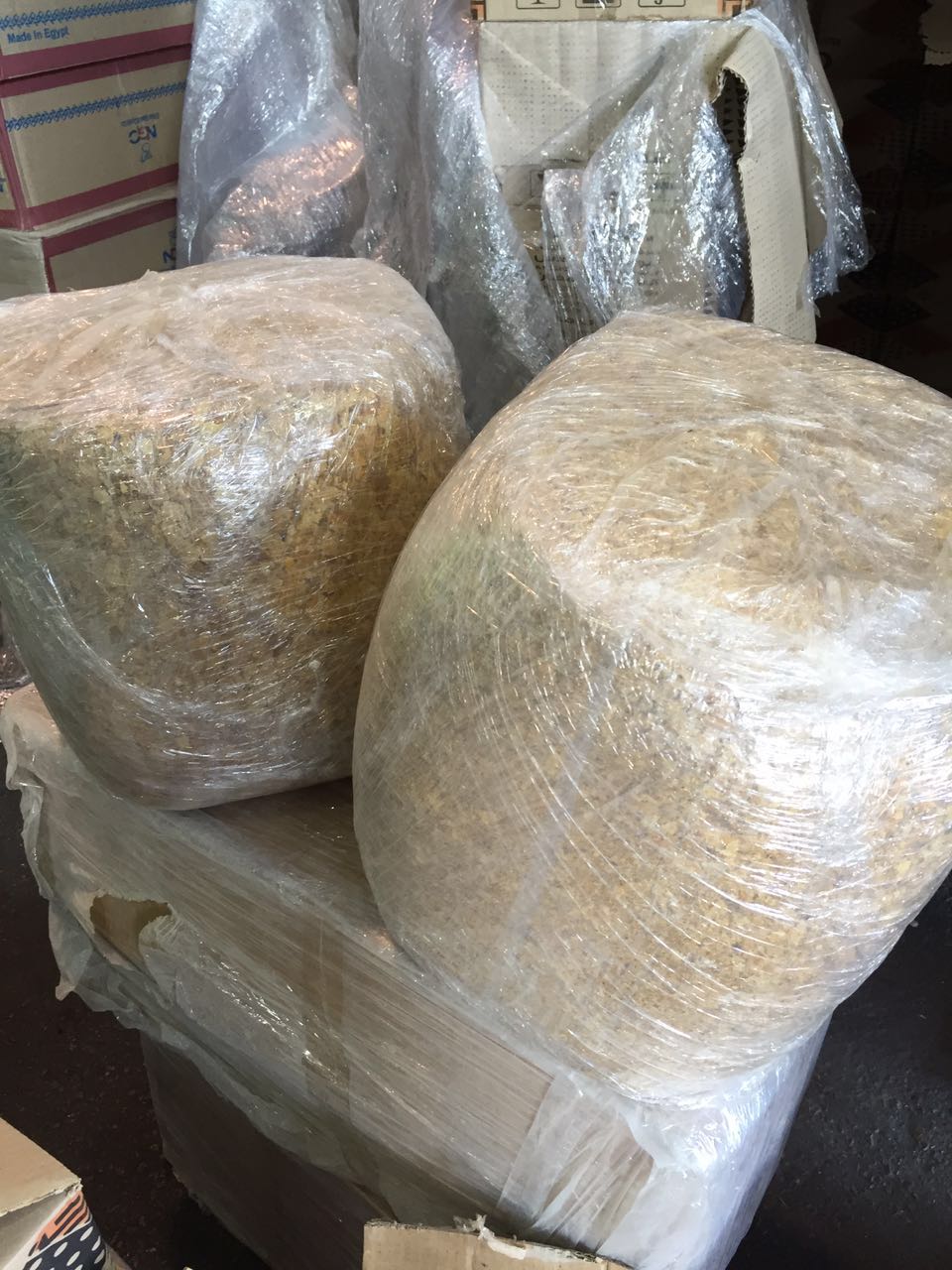 סוכל ניסיון להברחת 3 טון טבק ו-2,000 פאקטים של סיגריות