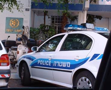 פשיטה על משרדי אוטומקס: בכירים נעצרו - המניה צוללת